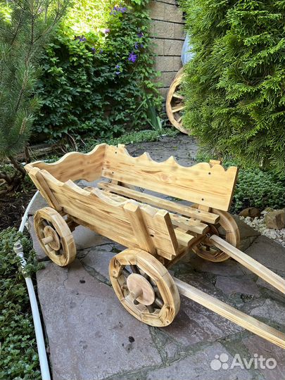 Тележка садовая. Декор для сада