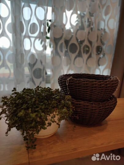 Кашпо из ротанга подвесное