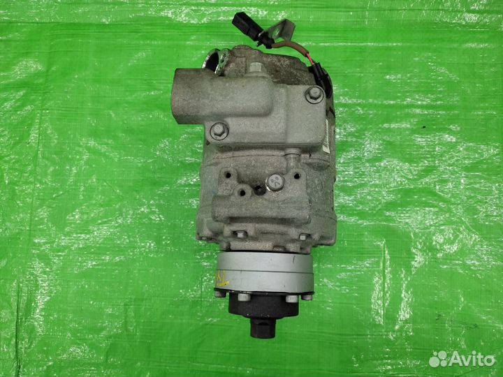 Компрессор кондиционера 4.2 V8 BAR VW Touareg/Q7