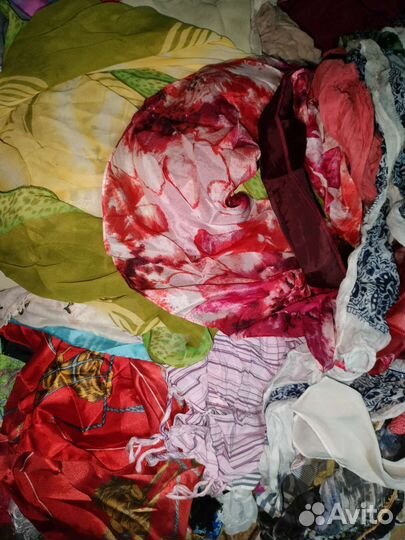 Шарфы лёгкие, платки, палантины