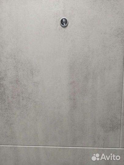 Дверь входная металлическая