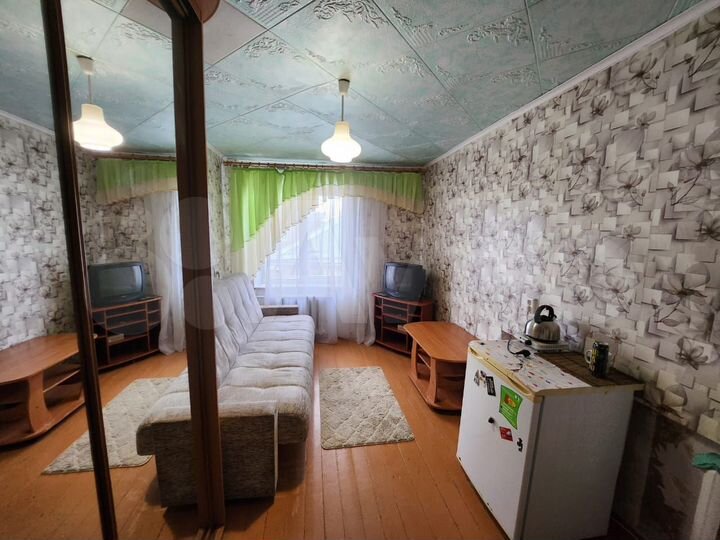 Комната 12 м² в 4-к., 8/9 эт.