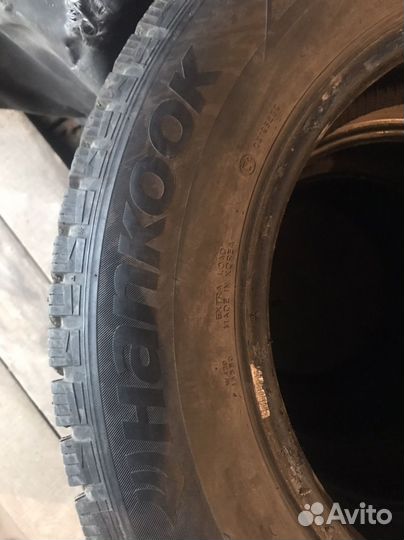 Hankook Winter I'Pike RS2 W429 215/65 R16