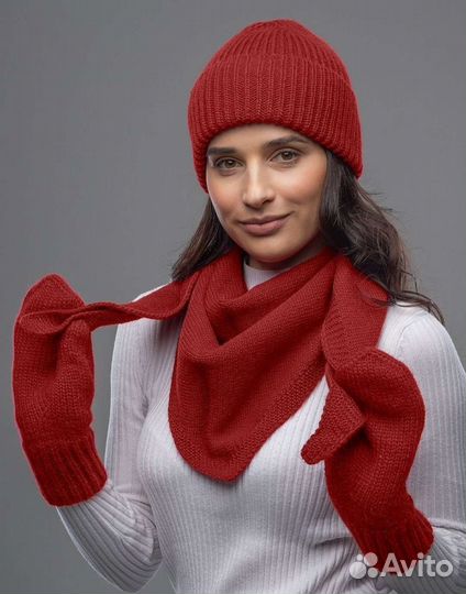 Шапка, шарф и варежки зимние, комплект