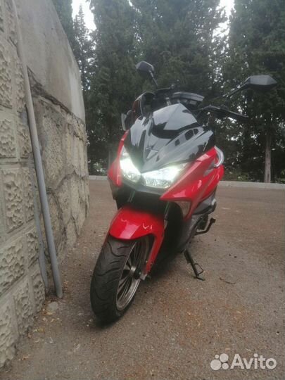 Скутер Форс