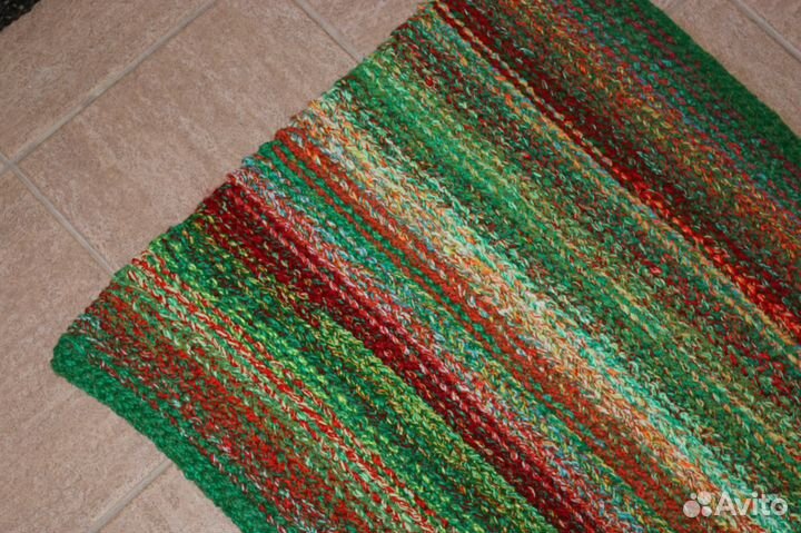 Вязаный коврик дорожка 