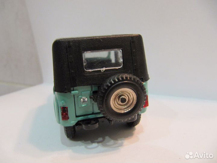 УАЗ 469 А34. Дно металл. Цвет мята