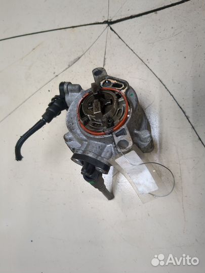 Насос вакуумный Peugeot 508, 2015