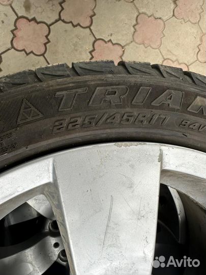 R17 Triangle TR777 225/45, PCD 5x120 DIA 72.6