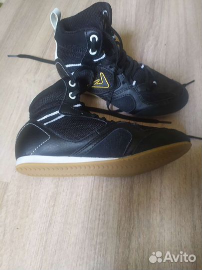 Кроссовки новые боксерки