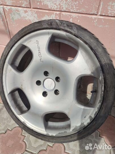 Triangle TR968 235/35 R19 и 265/30 R19