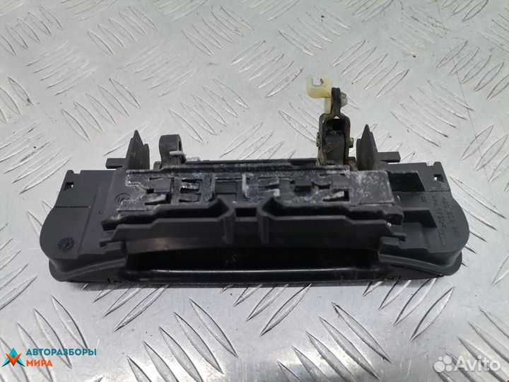 Ручка наружная передняя правая Audi A6 4B/C5 рест