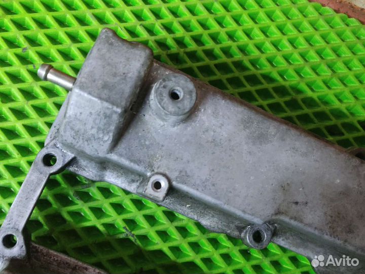 Крышка головки блока цилиндров mitsubishi 4g63/64