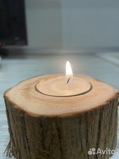 Подсвечник из можжевельника