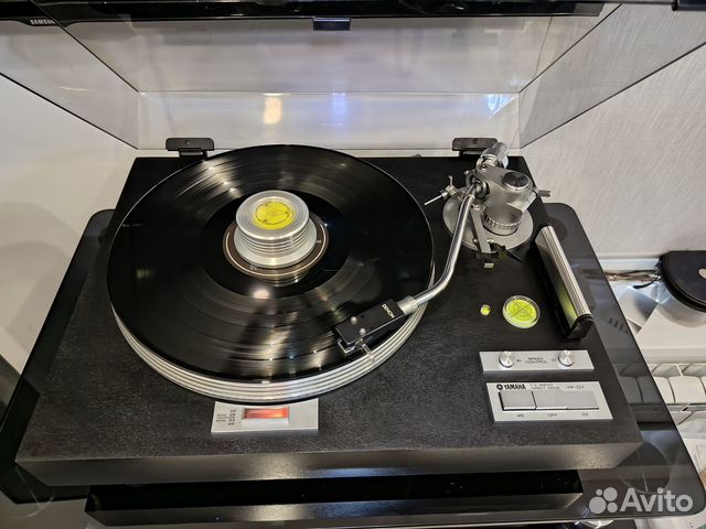 Проигрыватель винила Yamaha YP - D7 купить в Санкт-Петербурге ...