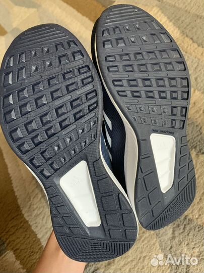 Кроссовки Adidas