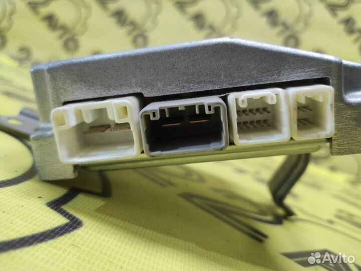 Блок управления рулевой рейкой Toyota Corolla