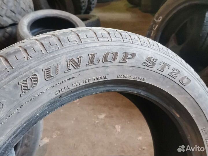 Dunlop Grandtrek ST20 215/60 R17 96H