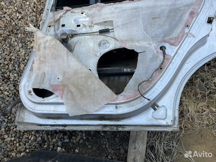 Дверь задняя правая opel vectra b седан