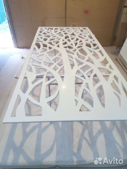 Резные перегородки, ажурные панели, ширмы