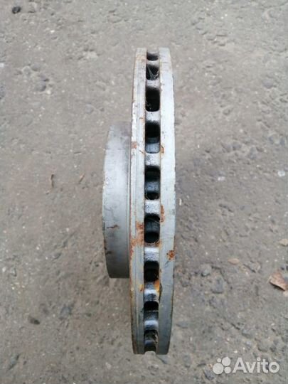 Диск тормозной передний Mercedes W211 E320 б