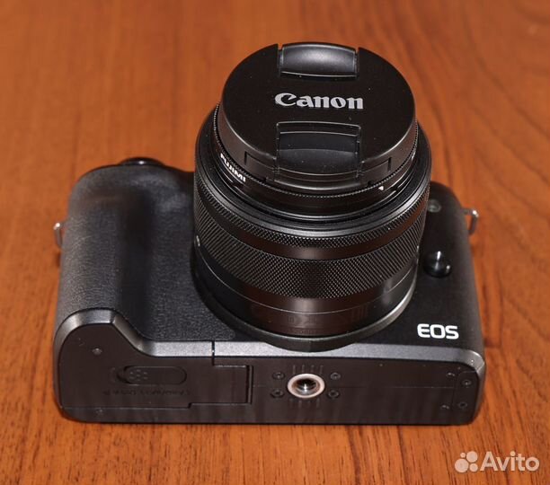 Саnоn EOS М50 с двумя объективами Canon EF-M и ада