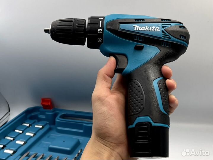 Шуруповерт Makita 18v / Новый