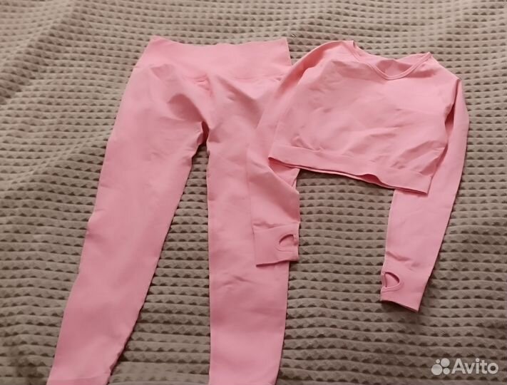 Костюм для фитнеса женский