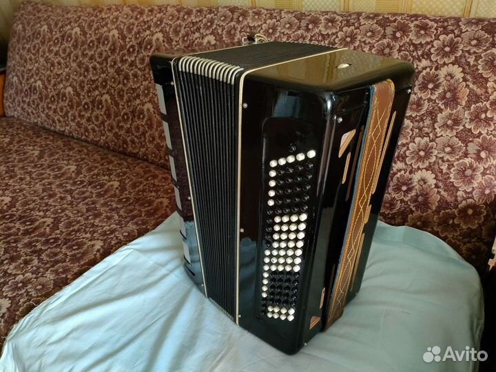 Баян концертный многотембровый