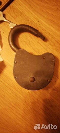 Замок навесной