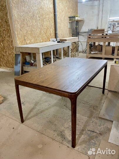 Раскладной стол из массива дуба для кухни