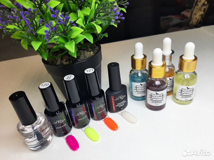 Гель-лак для ногтей