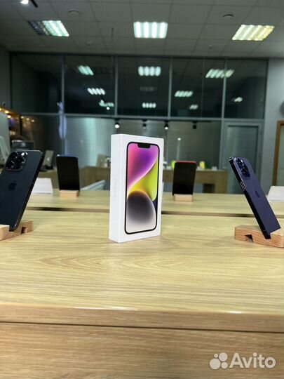 iPhone 14, 128 ГБ