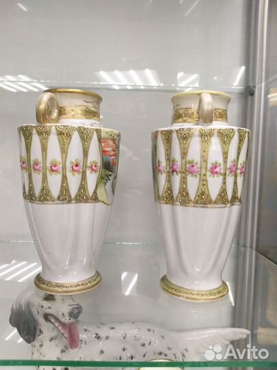 Парные антикварные вазы