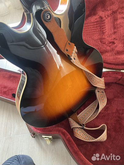 Электрогитара Burny RSA65 с комбоусилителем