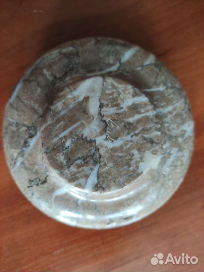 Пепельница из камня