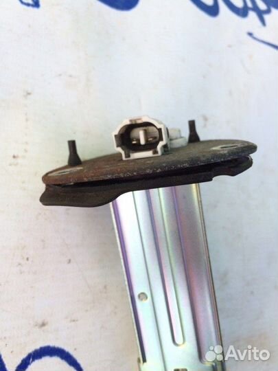 Датчик уровня топлива Mitsubishi Outlender CW5W