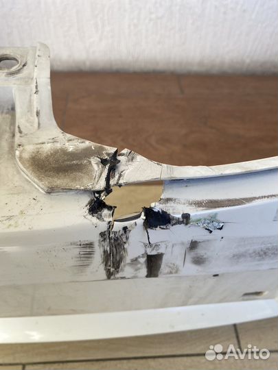 Бампер toyota corolla