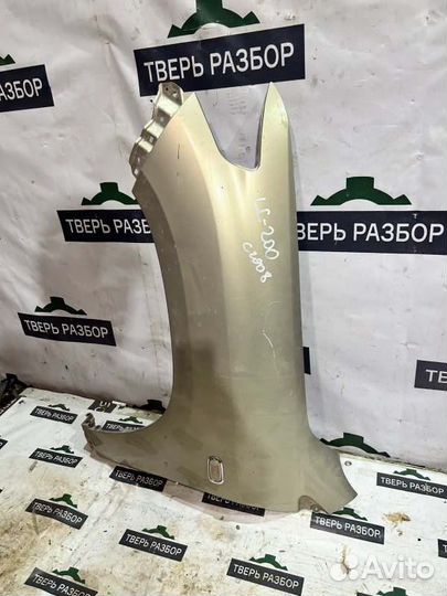 Крыло переднее левое Toyota Land Cruiser 200
