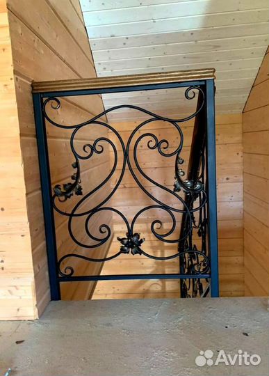 Лестница на монокосоуре