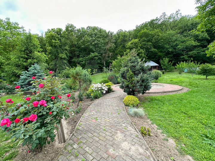 Дом 182,1 м² на участке 39 сот.