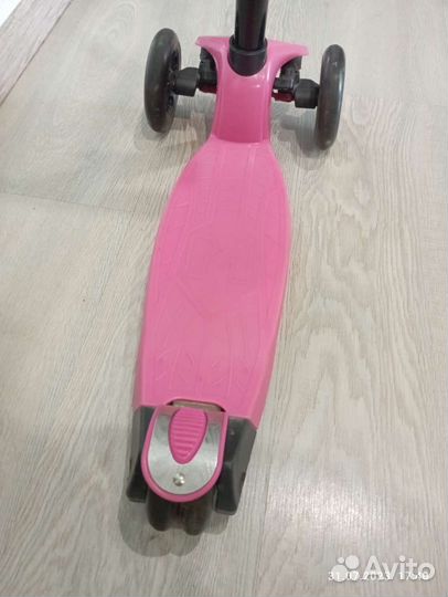 Самокат детский трехколесный