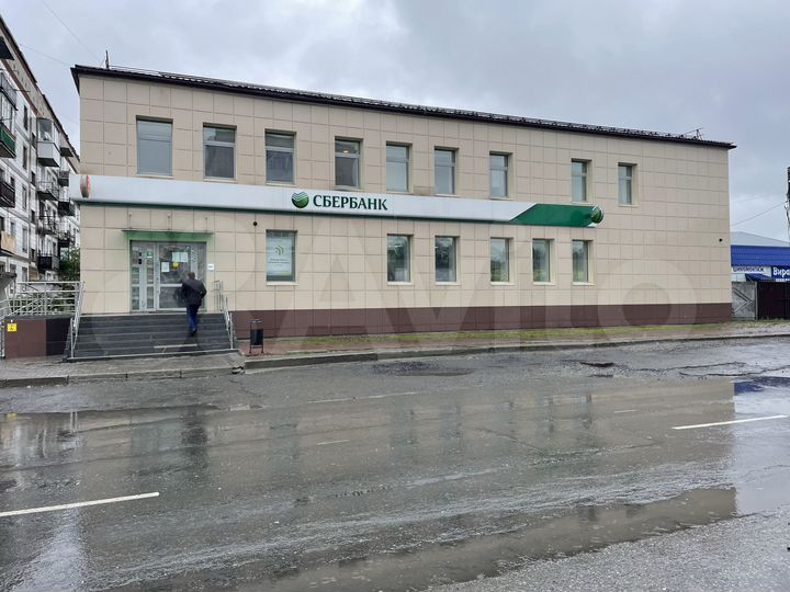 Здание в Центре Туринска 506 м²