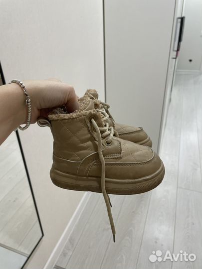 Ботинки для девочки