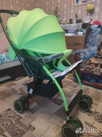 Прогулочная коляска