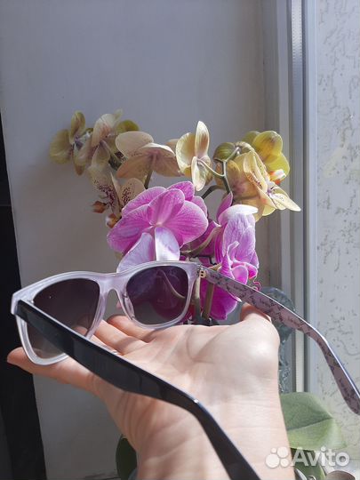 Солнцезащитные очки женские