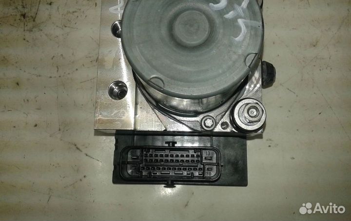 Блок абс 8E0614517BF Seat Exeo (3R) 2008 - 2013 года