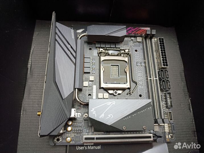 Gigabyte Z490 aorus ultra - LGA 1200, Intel Z490