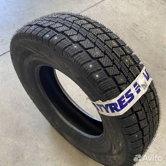 Viatti Vettore Inverno V-524 215/65 R16C 109R