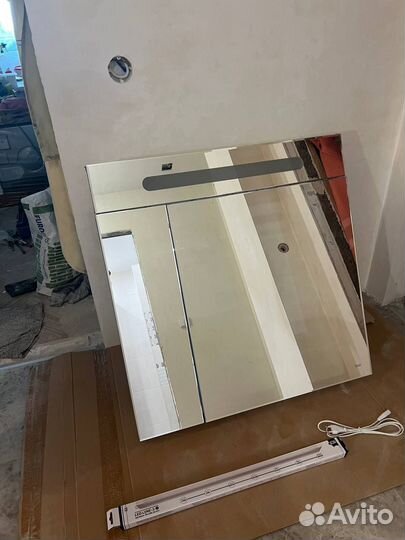 Зеркало шкаф в ванную